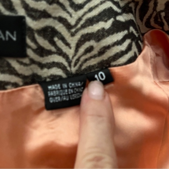 Dana Buchman Zebra Print Cropped Blazer Sz 10 - Picture 7 of 13